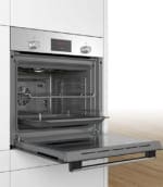 Bosch HHF113BR0B Single Oven side